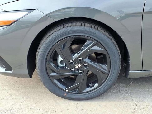 New 2026 Hyundai Elantra SEL Sport image 10