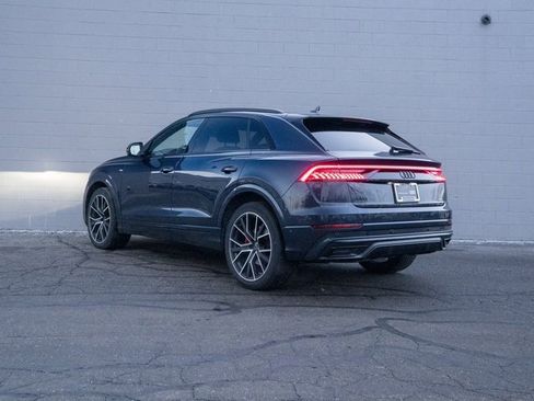 Used 2023 Audi Q8 Prestige image 3