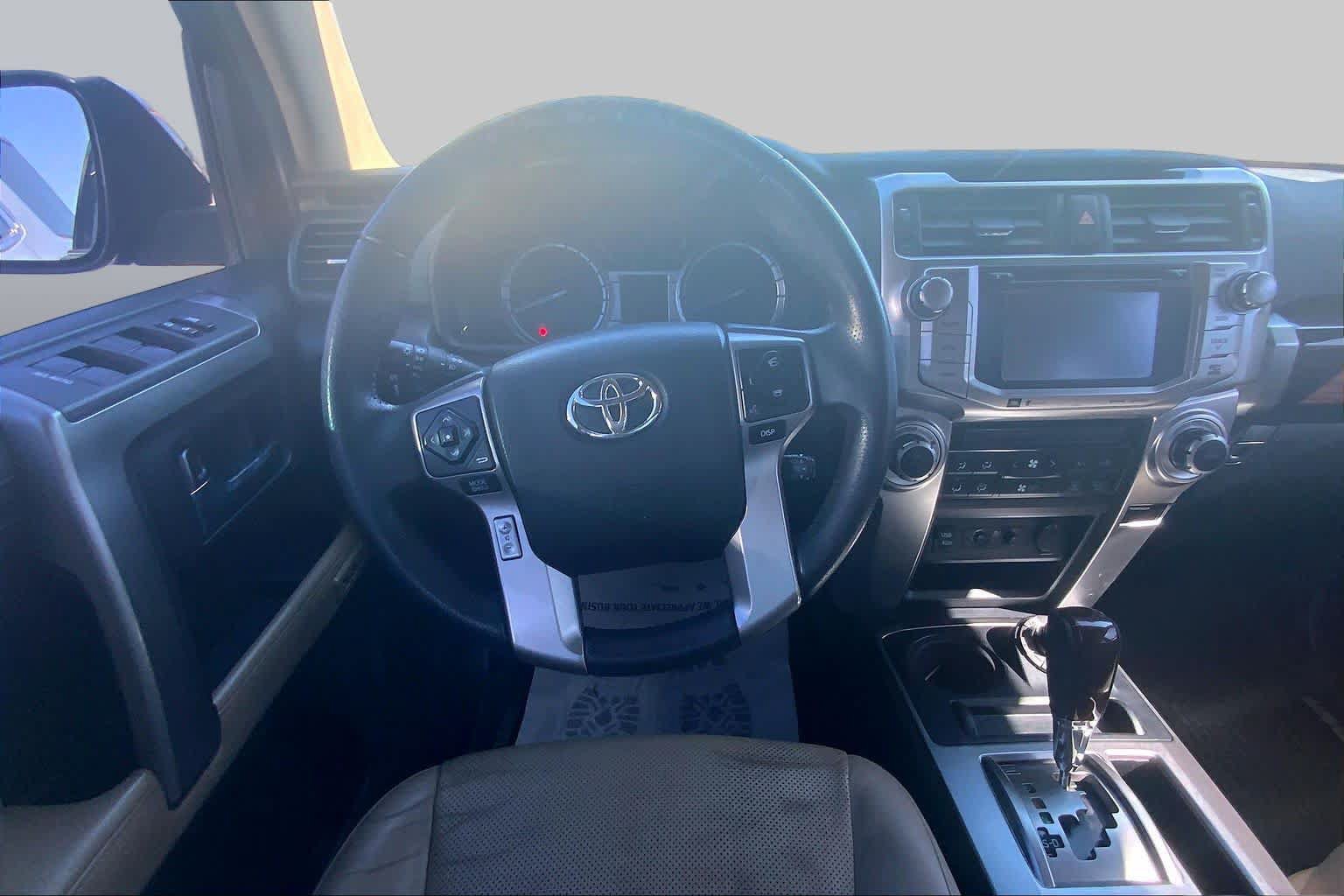 Used 2016 Toyota 4Runner Limited AWD/4WD image 5