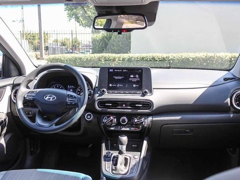 Used 2023 Hyundai Kona SEL AWD/4WD image 17