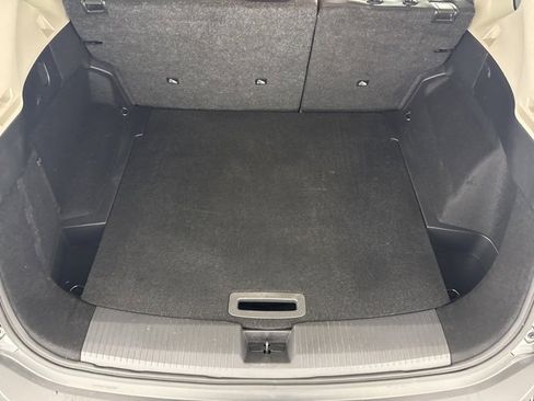 Used 2023 Nissan Rogue S image 25