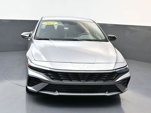 Certified 2025 Hyundai Elantra Sport image 9