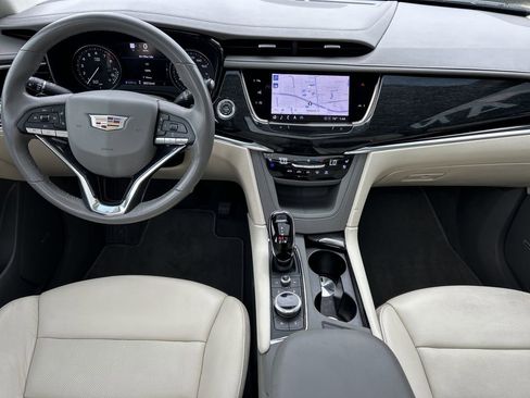 Certified 2023 Cadillac XT6 Premium Luxury w/ Technology Package image 13