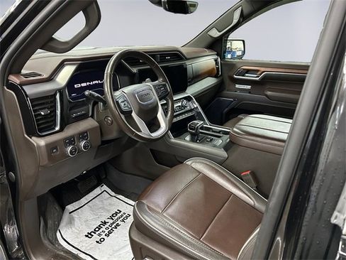 Used 2023 GMC Sierra 1500 Denali w/ Denali Reserve Package image 9