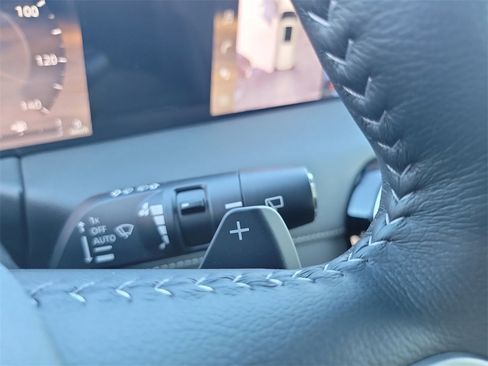 New 2026 Nissan Armada SL w/ Captain's Chari Seat Package image 8