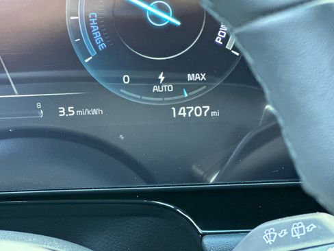 Certified 2024 Kia Niro Wind image 28