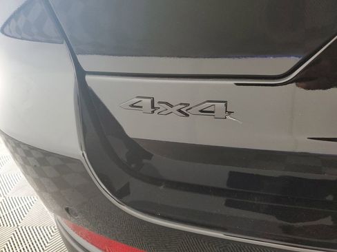 New 2025 Jeep Grand Cherokee Limited w/ Black Appearance Package image 30