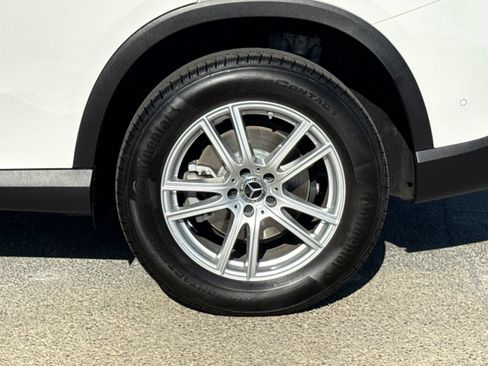 Used 2026 Mercedes-Benz GLC 300 image 19