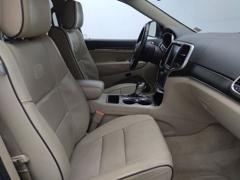 Used 2016 Jeep Grand Cherokee Overland w/ Trailer Tow Group IV image 21