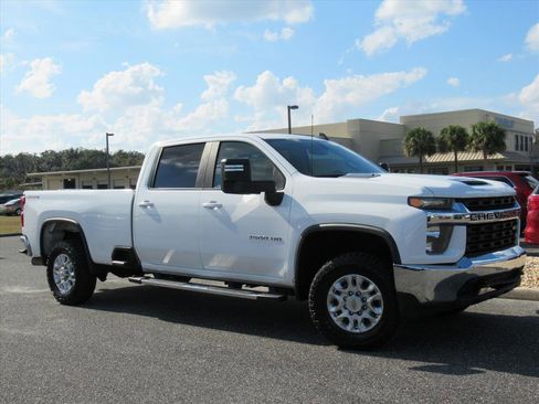 Used 2021 Chevrolet Silverado 3500 LT image 2