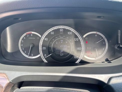 Used 2016 Honda Accord EX-L image 23
