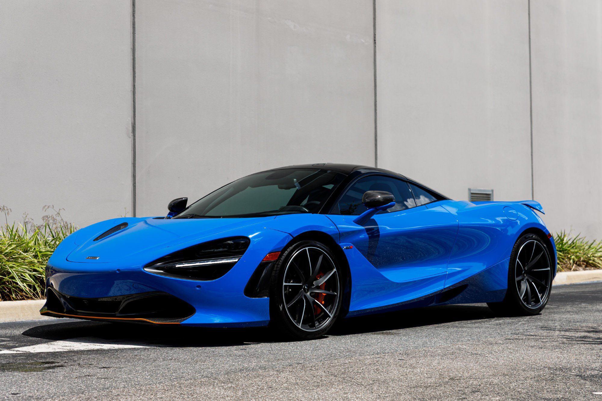 Used 2019 McLaren 720S Luxury RWD image 4