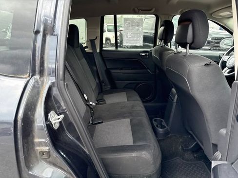 Used 2014 Jeep Compass Sport w/ Power Value Group FWD image 10