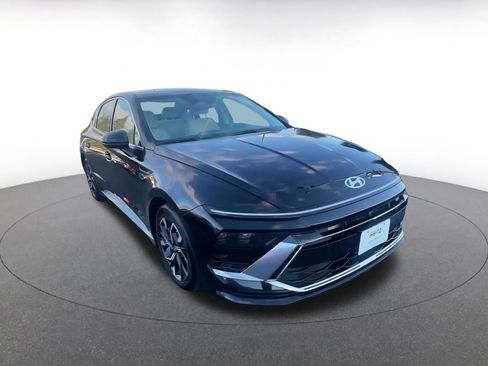 Used 2025 Hyundai Sonata SEL image 3