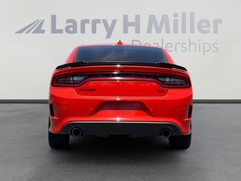 Used 2022 Dodge Charger R/T w/ Plus Group RWD image 5