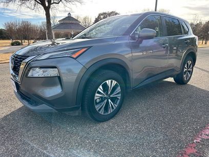 Used 2022 Nissan Rogue SV
