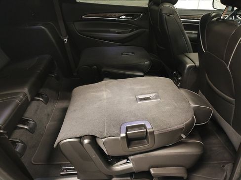 Certified 2024 Buick Enclave Avenir image 12