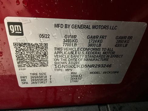 Used 2022 Chevrolet Suburban LT w/ Luxury Package AWD/4WD image 32