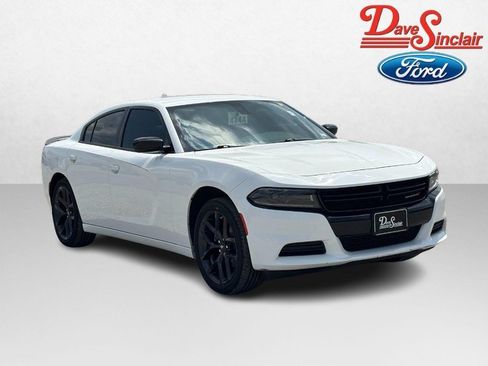 Used 2023 Dodge Charger SXT w/ Blacktop Package RWD image 4