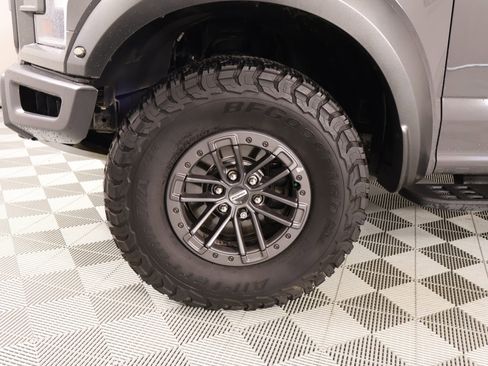 Used 2020 Ford F150 Raptor w/ Equipment Group 802A Luxury AWD/4WD image 20