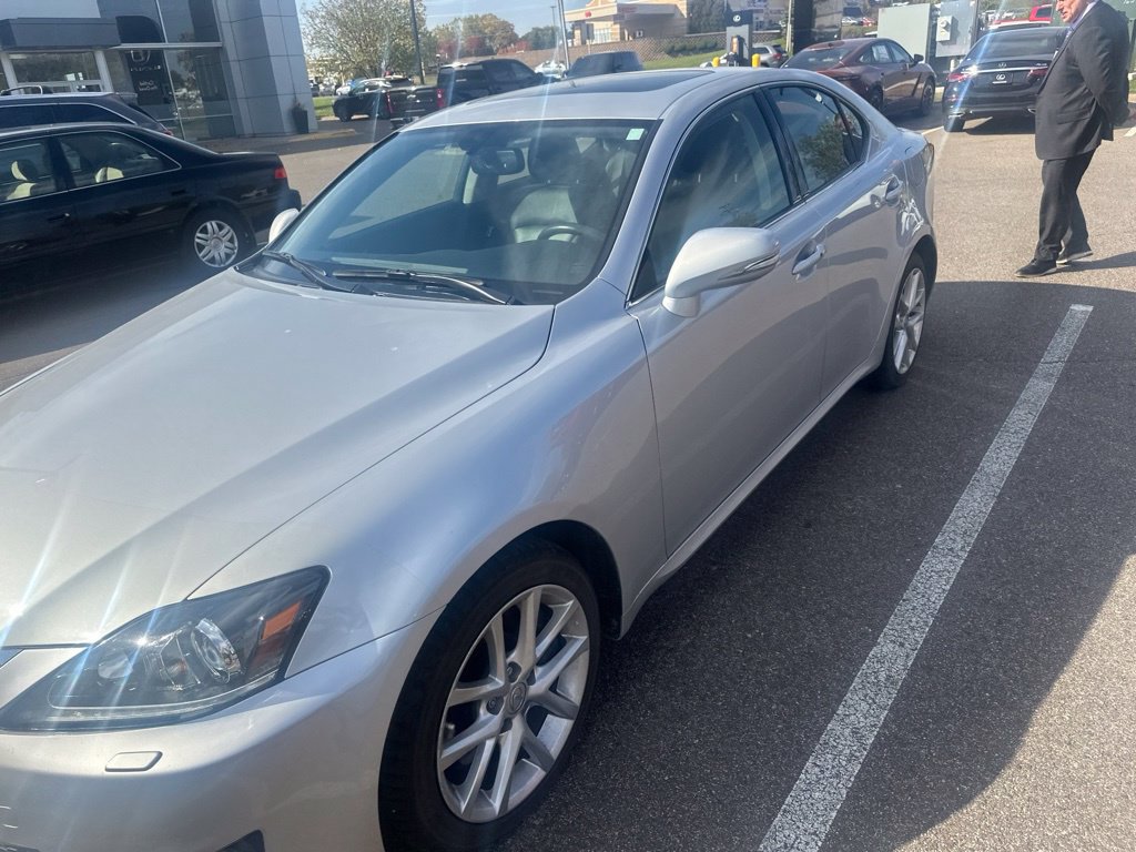 Used 2011 Lexus IS 350 AWD w/ Luxury Plus Value Edition image 2