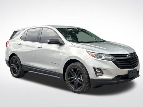Used 2020 Chevrolet Equinox LT w/ Sport Edition FWD image 7