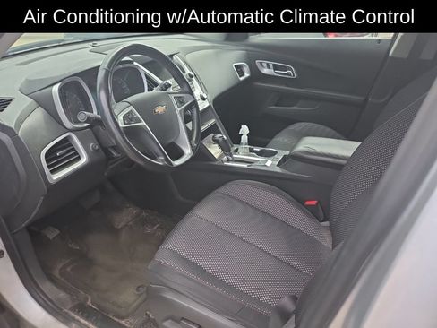 Used 2017 Chevrolet Equinox LT w/ Convenience Package FWD image 11