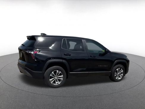 Used 2025 Chevrolet Equinox LT FWD image 13