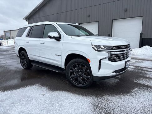 Used 2024 Chevrolet Tahoe Premier AWD/4WD image 1