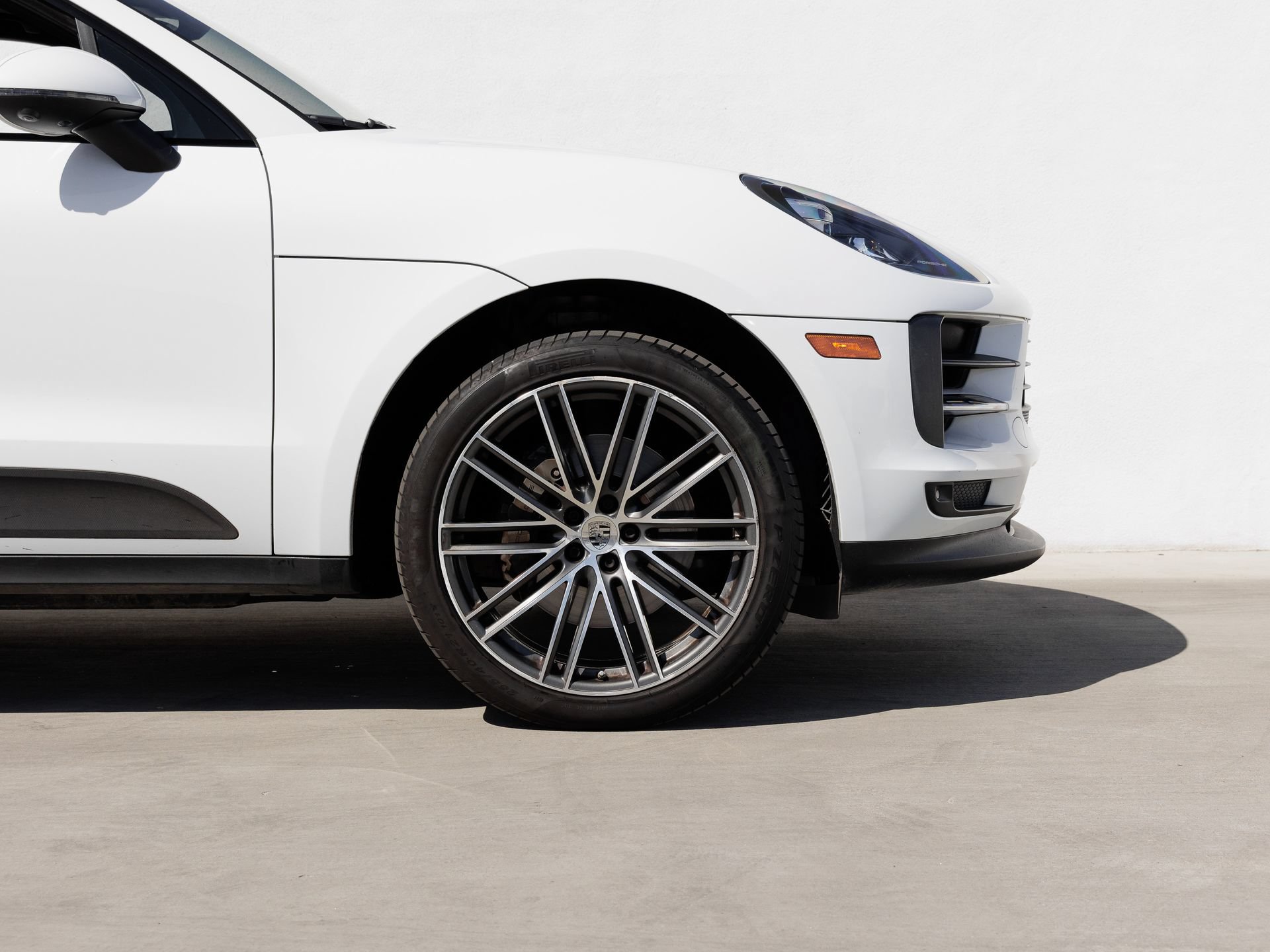 Certified 2021 Porsche Macan S AWD/4WD image 11