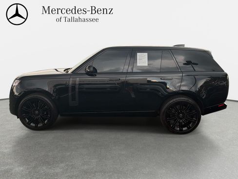 Used 2025 Land Rover Range Rover SE AWD/4WD image 8