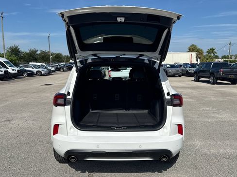 Used 2024 Ford Escape ST-Line w/ Tech Pack #1 FWD image 29