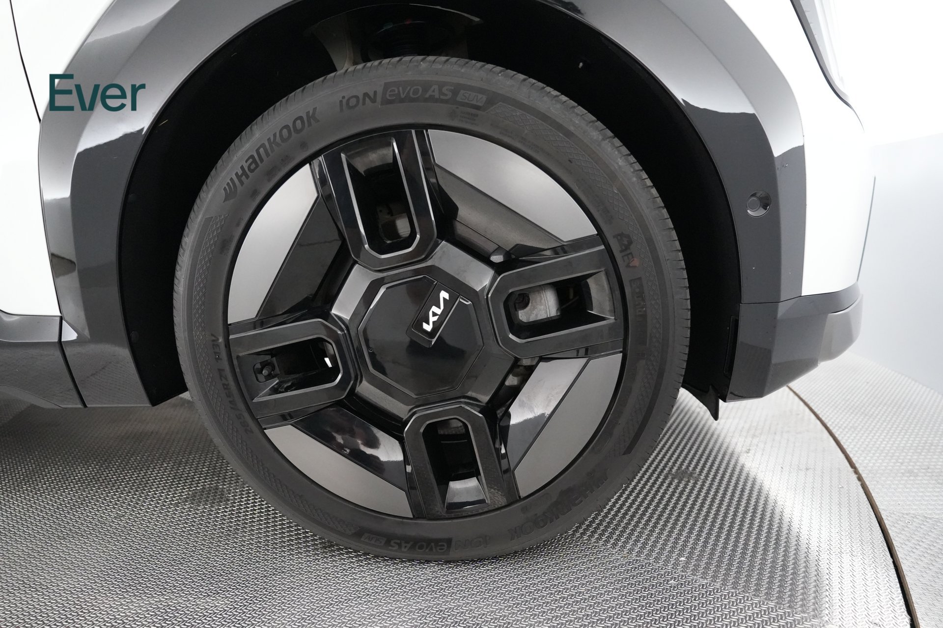 Used 2024 Kia EV9 GT-Line AWD/4WD image 19