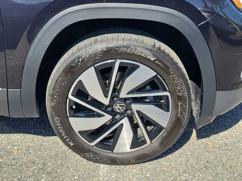 Used 2025 Volkswagen Atlas SEL image 5