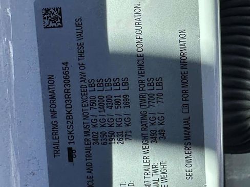 Used 2024 GMC Yukon SLT image 35