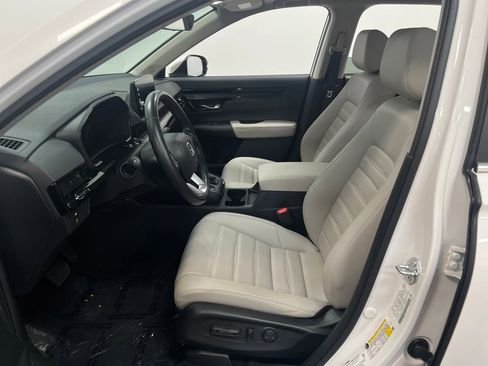 Used 2025 Honda CR-V EX-L image 11