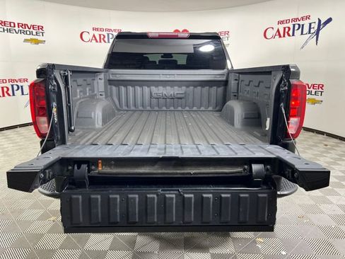 Used 2022 GMC Sierra 1500 Elevation image 24