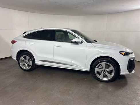 New 2025 Audi Q5 Premium Plus image 4