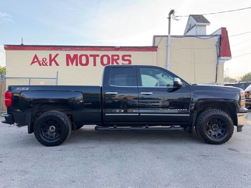 Used 2015 Chevrolet Silverado 1500 LTZ Z71 w/ LTZ Plus Package AWD/4WD image 9
