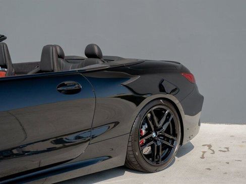 Used 2025 BMW M8 Competition image 22