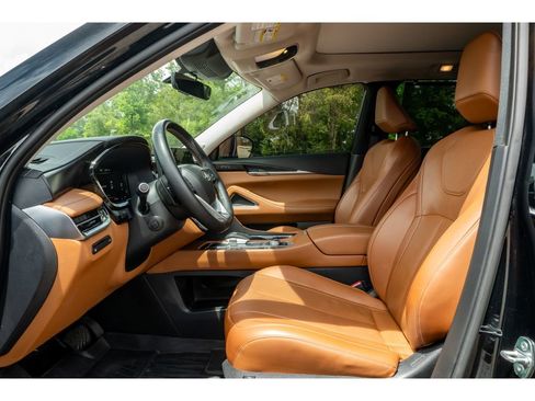 Used 2023 INFINITI QX60 Sensory w/ Cargo Package AWD/4WD image 12