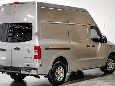 Used 2013 Nissan NV 3500 SV w/ Technology Pkg image 18