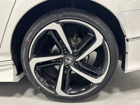 Used 2018 Honda Accord Sport image 59