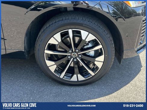 Used 2026 Volvo XC60 B5 Plus w/ Climate Package AWD/4WD image 6