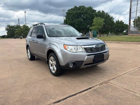 Used 2010 Subaru Forester 2.5XT Limited AWD/4WD image 30