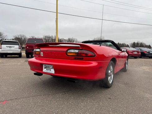 Used 1998 Chevrolet Camaro Z28 RWD image 7