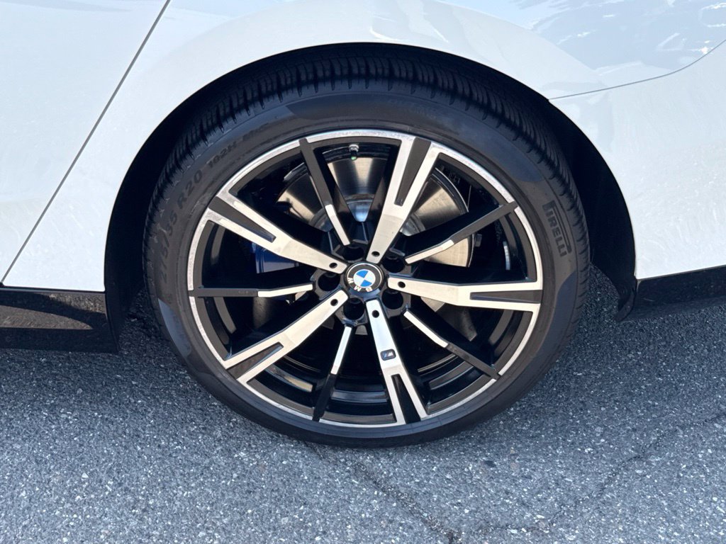 Used 2026 BMW 530i w/ M Sport Package RWD image 14
