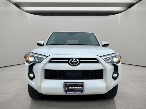 Used 2024 Toyota 4Runner SR5 image 8
