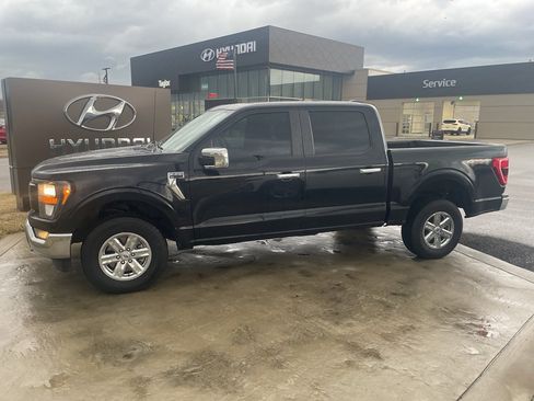 Used 2023 Ford F150 XLT AWD/4WD image 2