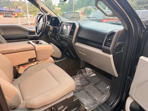 Used 2018 Ford F150 XLT w/ Equipment Group 302A Luxury AWD/4WD image 28